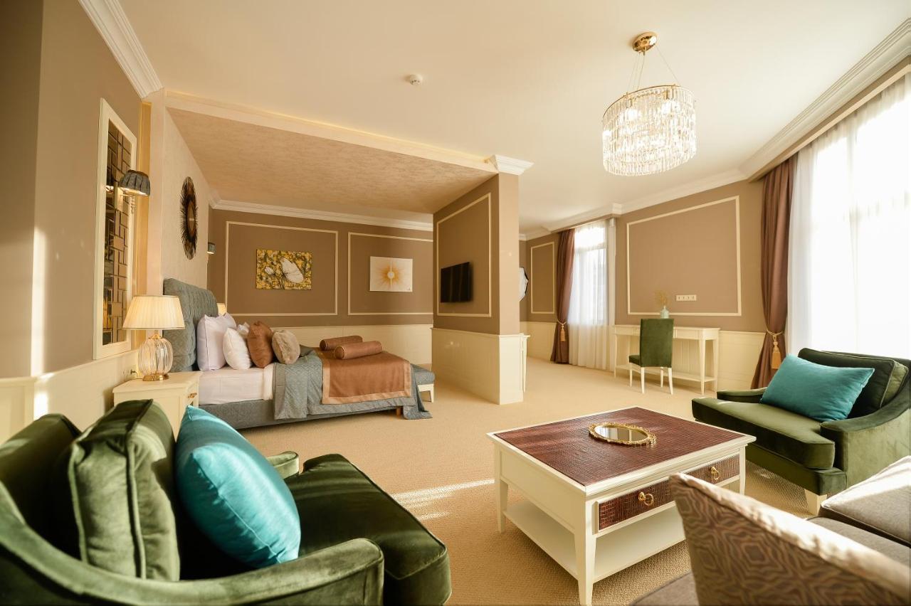 Royal Casino & Hotel Batumi Luaran gambar